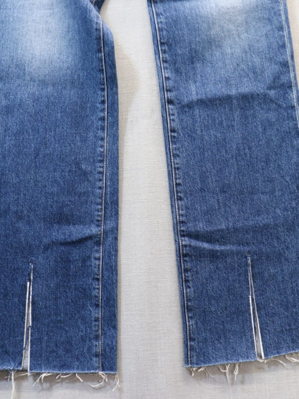 NWT Veronica Beard Keane High Rise Long Straight Leg Jeans Blue 32 Front Slit - Picture 7 of 15